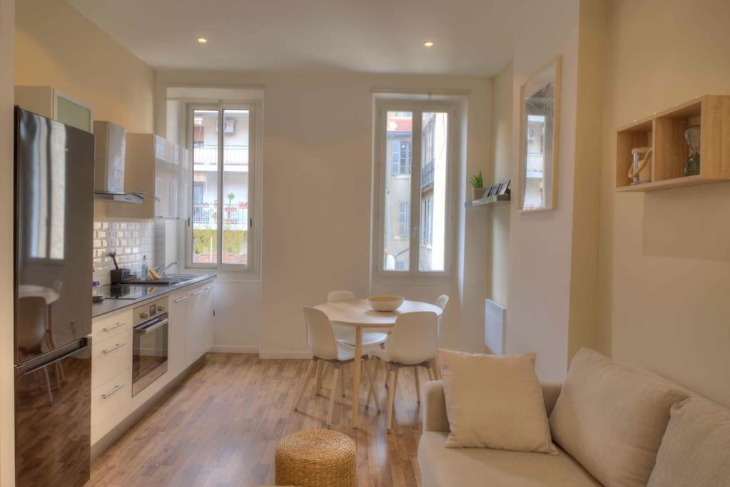 Fully Equipped Apartment St Charles / Longchamp Marseille Ngoại thất bức ảnh